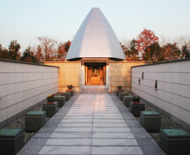 TOKYO REIEN CEMETERY MEMORIAL HALL